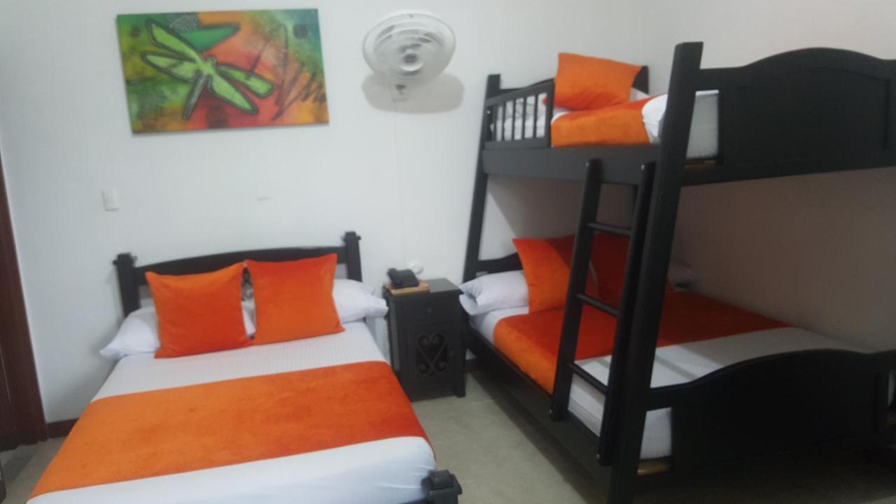 Hotel Colonial Pereira Exterior photo